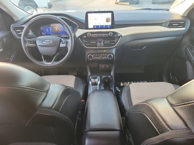 2022 Ford Escape Plug-In Hybrid Titanium