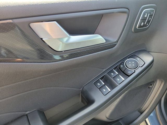 2023 Ford Escape ST-Line Elite
