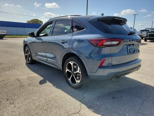 2023 Ford Escape ST-Line Elite