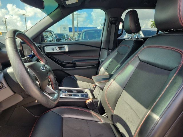 2022 Ford Explorer ST-Line