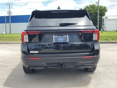 2025 Ford Explorer ST-Line