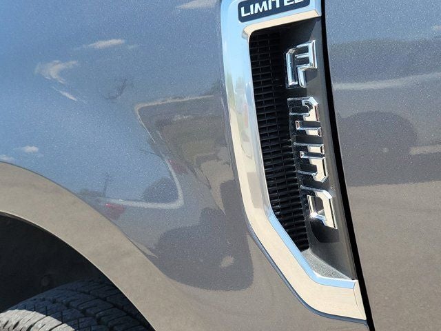 2022 Ford F-250SD Limited