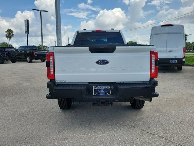 2023 Ford F-350SD XL