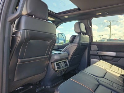2023 Ford F-350SD Platinum