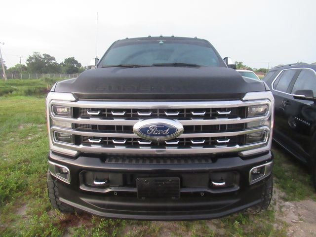 2023 Ford F-350SD Platinum