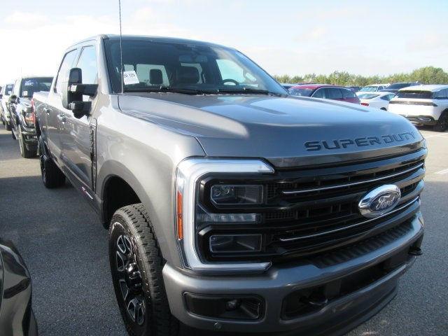 2025 Ford F-350SD Platinum