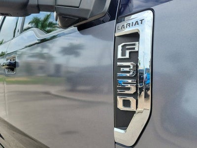 2022 Ford F-350SD Lariat