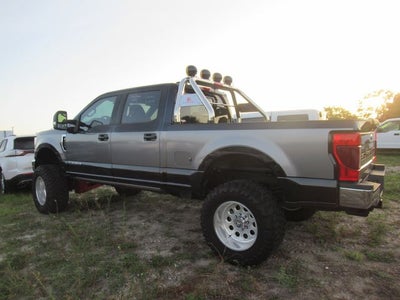 2022 Ford F-350SD Lariat