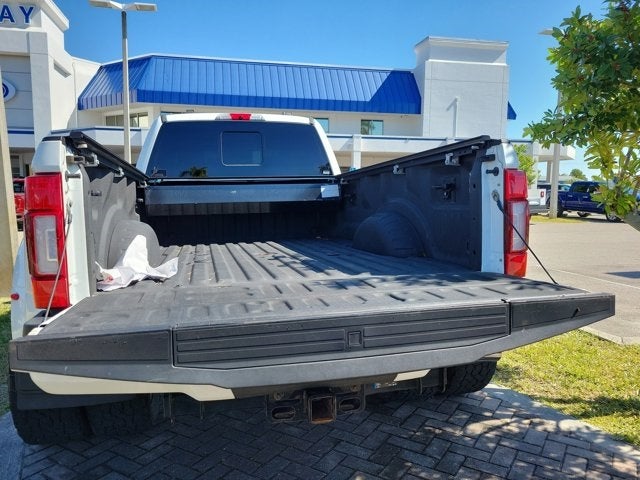 2022 Ford F-450SD Limited