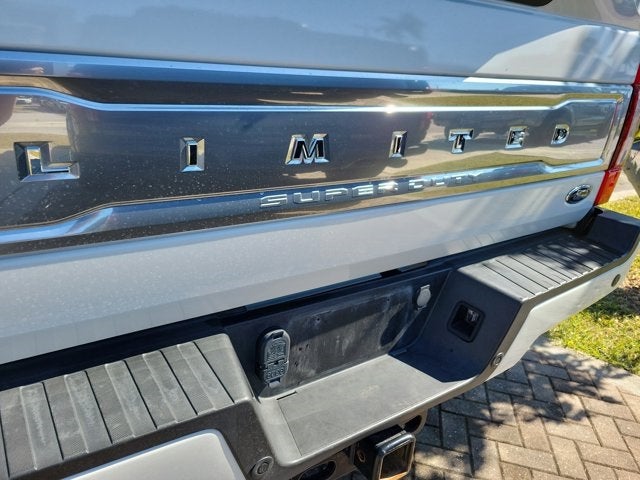 2022 Ford F-450SD Limited