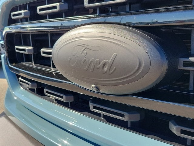 2023 Ford F-150 Lariat Black Ops