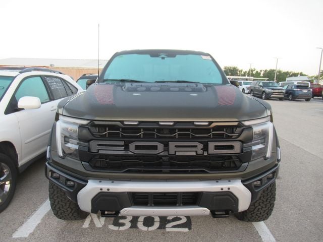 2025 Ford F-150 Raptor 37