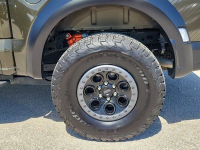 2025 Ford F-150 Raptor 37