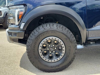 2025 Ford F-150 Raptor 37