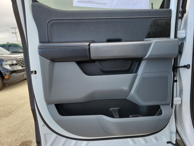 2023 Ford F-150 Lightning XLT