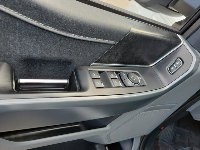 2023 Ford F-150 Lightning XLT