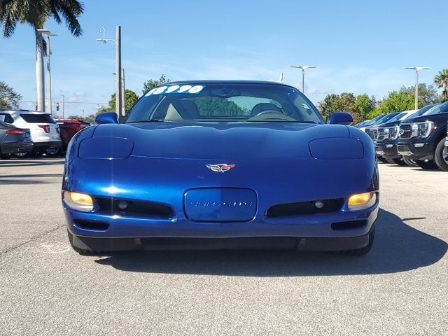 2004 Chevrolet Corvette Base