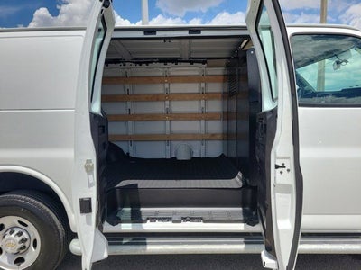 2024 Chevrolet Express 2500 Work Van Cargo