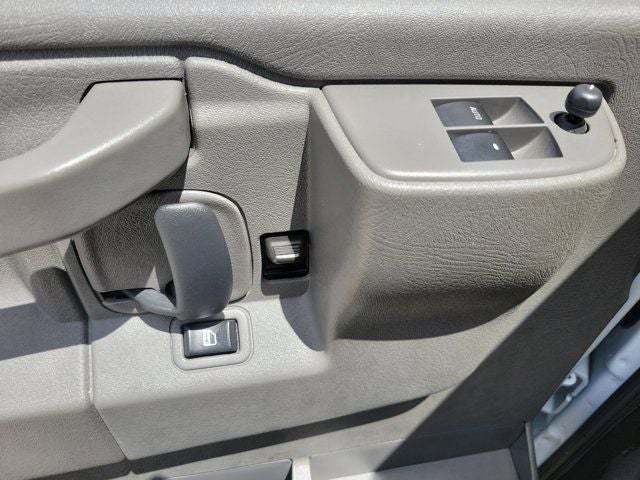 2024 Chevrolet Express 2500 Work Van Cargo