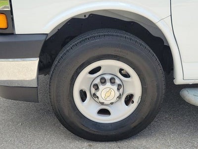 2024 Chevrolet Express 2500 Work Van Cargo