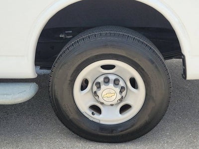 2024 Chevrolet Express 2500 Work Van Cargo