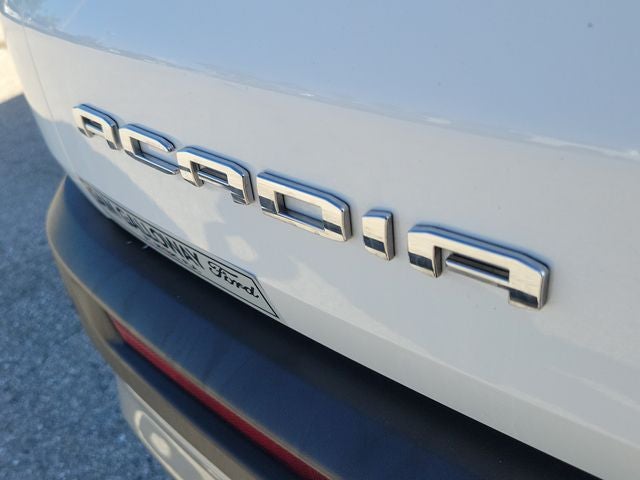 2024 GMC Acadia Elevation