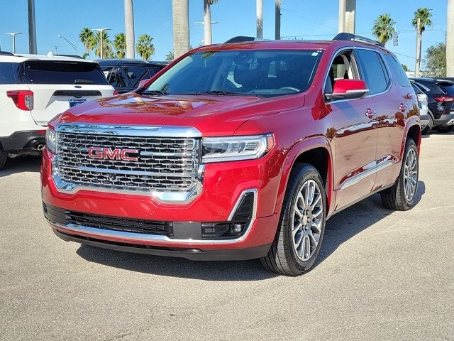 2023 GMC Acadia Denali