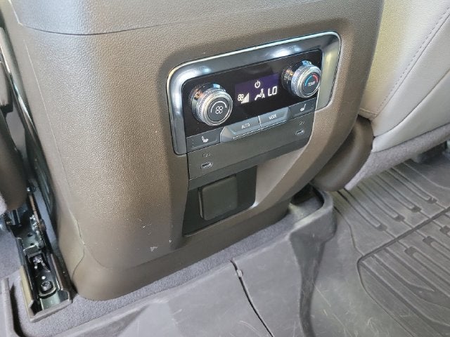 2025 GMC Yukon XL Elevation
