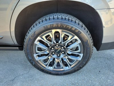 2023 GMC Yukon Denali Ultimate