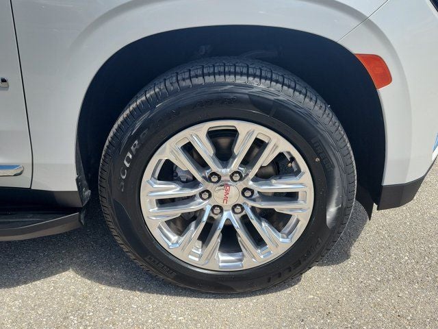 2024 GMC Yukon XL SLT