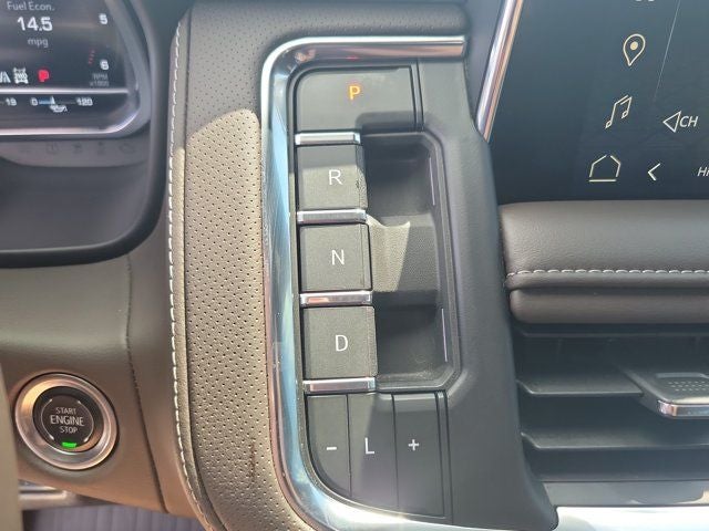 2024 GMC Yukon XL SLT