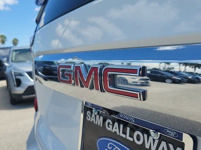 2024 GMC Yukon XL SLT