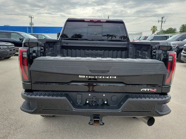 2025 GMC Sierra 2500HD AT4