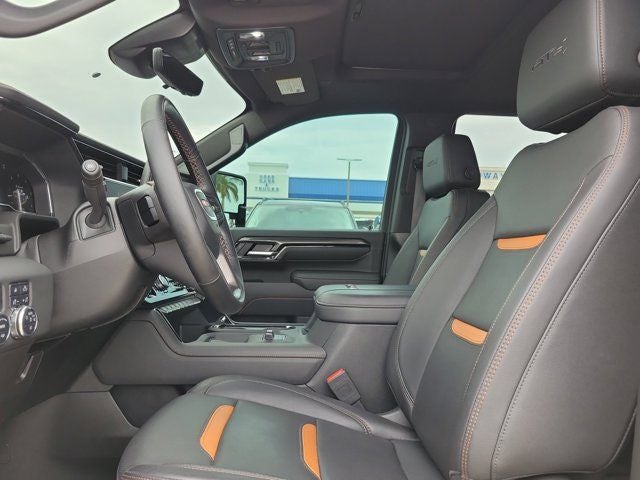 2025 GMC Sierra 2500HD AT4