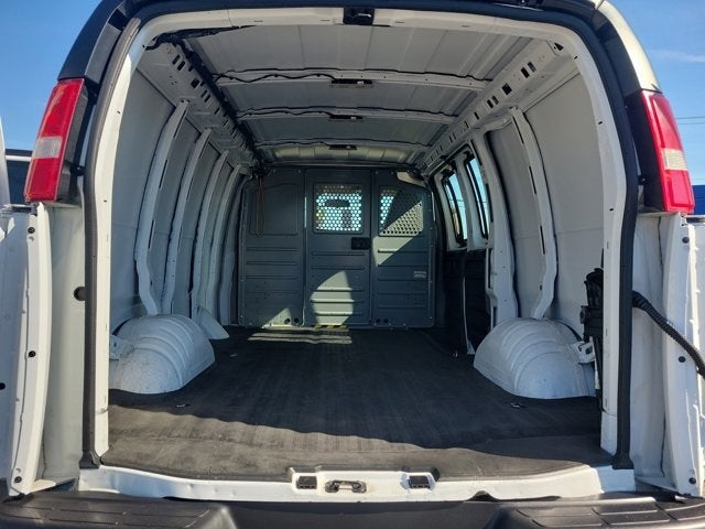 2021 GMC Savana 2500 Work Van