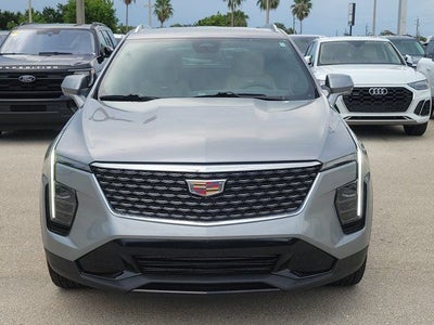2025 Cadillac XT4 Premium Luxury