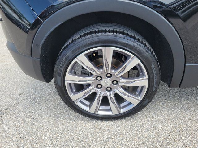 2022 Cadillac XT4 Premium Luxury