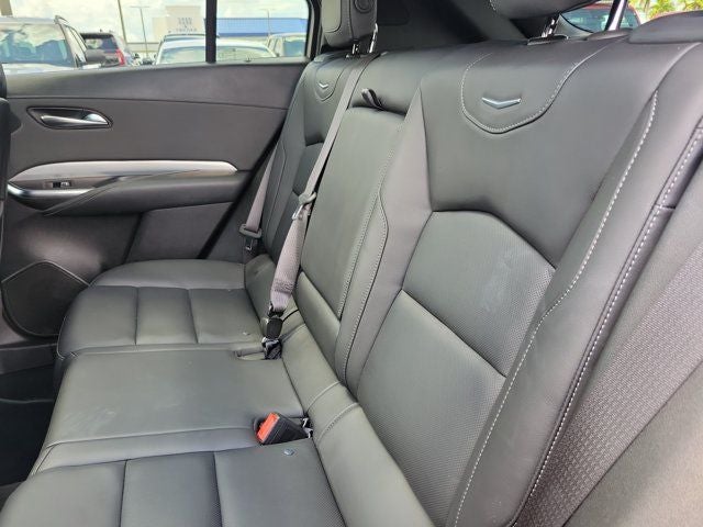 2022 Cadillac XT4 Premium Luxury