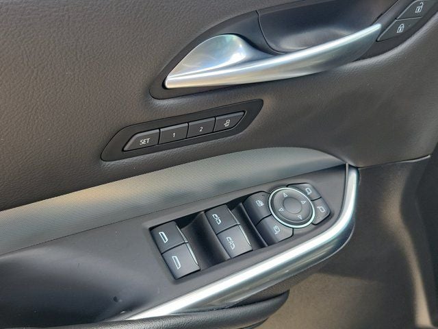 2022 Cadillac XT4 Premium Luxury