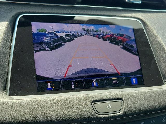 2022 Cadillac XT4 Premium Luxury