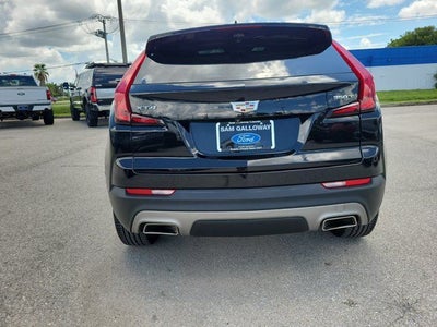 2022 Cadillac XT4 Premium Luxury