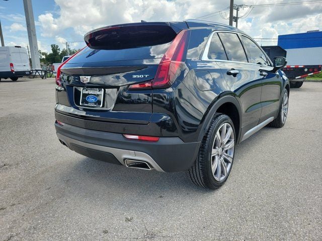 2022 Cadillac XT4 Premium Luxury