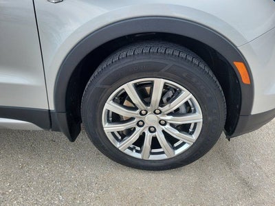 2022 Cadillac XT4 Premium Luxury