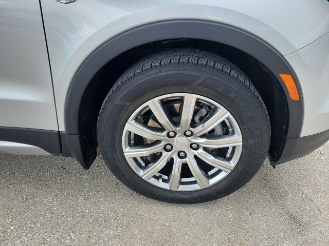 2022 Cadillac XT4 Premium Luxury
