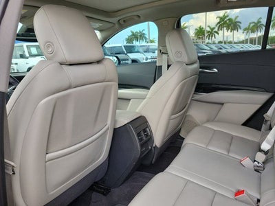 2022 Cadillac XT4 Premium Luxury