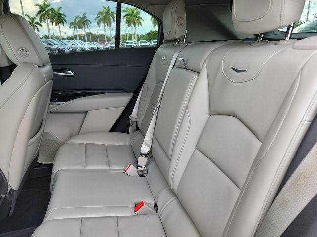 2022 Cadillac XT4 Premium Luxury