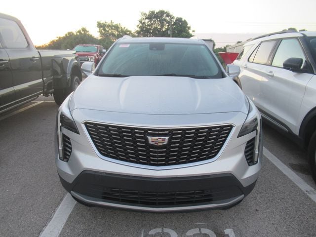 2022 Cadillac XT4 Premium Luxury