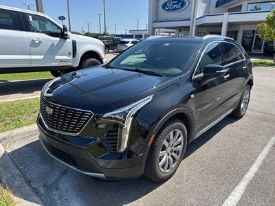 2023 Cadillac XT4 Premium Luxury