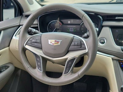 2022 Cadillac XT5 Premium Luxury