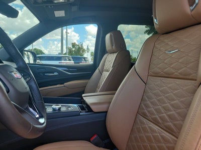 2023 Cadillac Escalade Premium Luxury